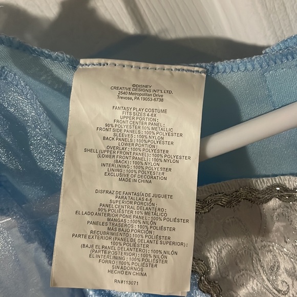 Disney, princess costume of Cinderella - Picture 4 of 7